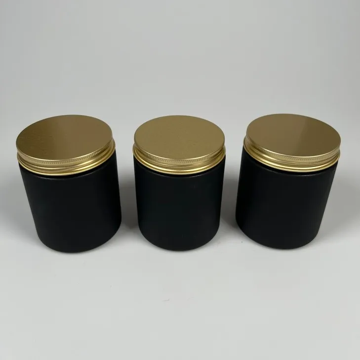 Świeca sojowa zapachowa w szkle czarny mat - bawełniany knot 180 ml